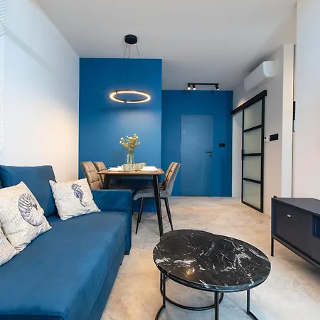 Klifowa 84 * ريفال