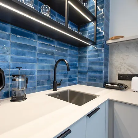 Klifowa 84 ريفال