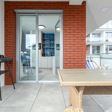 Klifowa 84 * ريفال