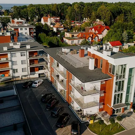 Klifowa 84 * ريفال